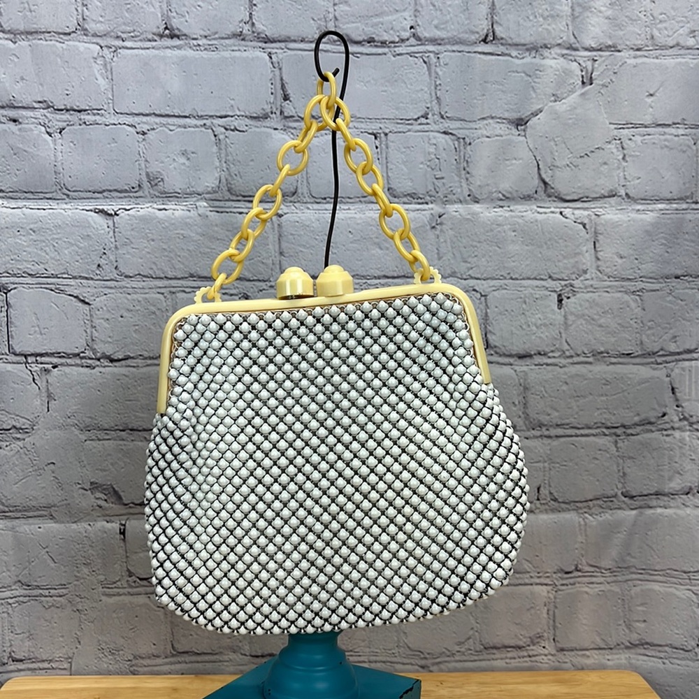 ⭐️Whiting & Davis Co. Vintage 1940s Alumesh Handbag with Lucite Handle